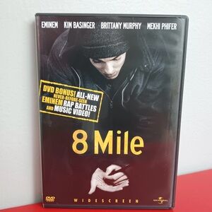 Universal 8 Mile DVD with Bonus Features
